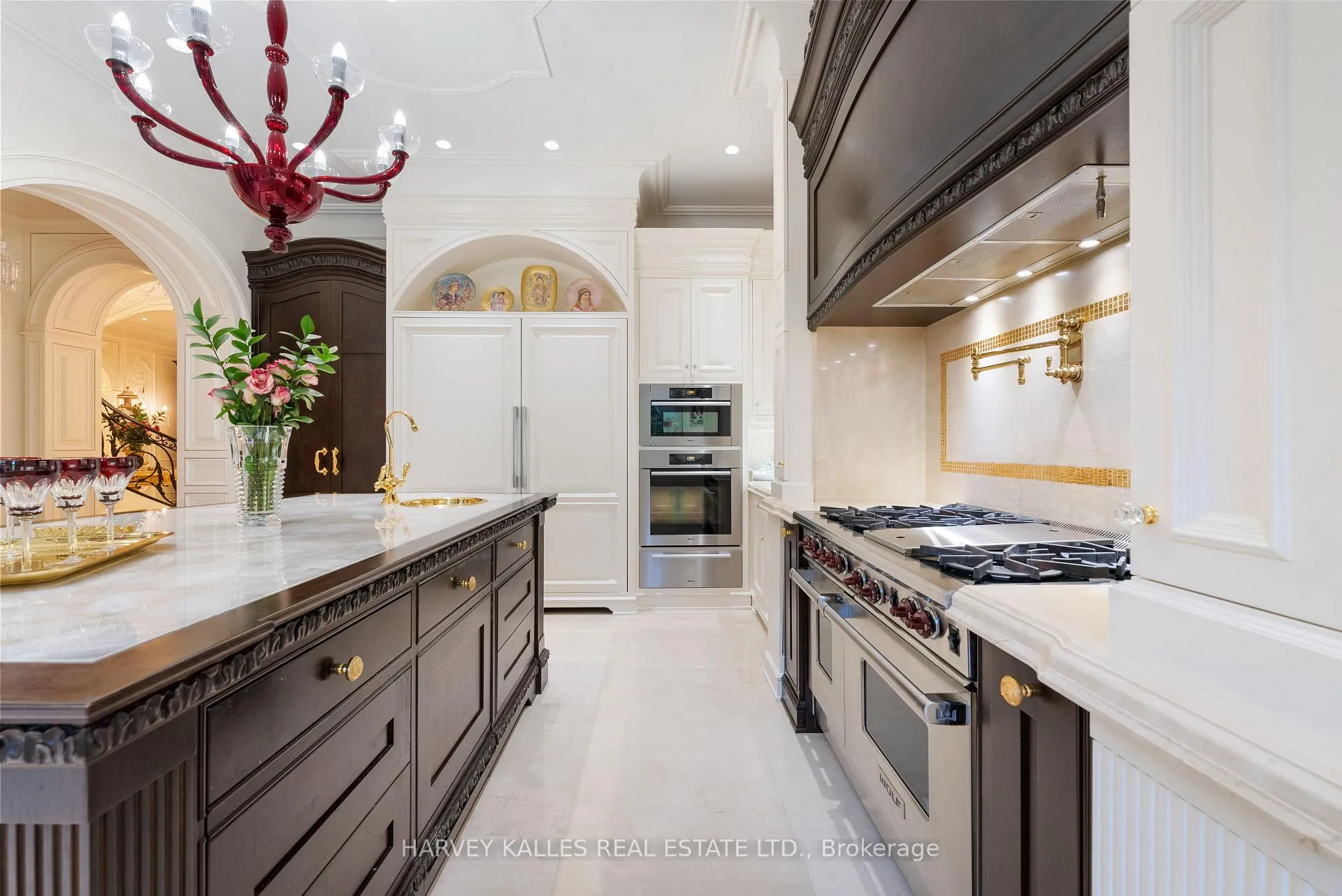 Photo 14 of 215 Strathallan Wood, Toronto, Bedford Park-Nortown — HOMEH