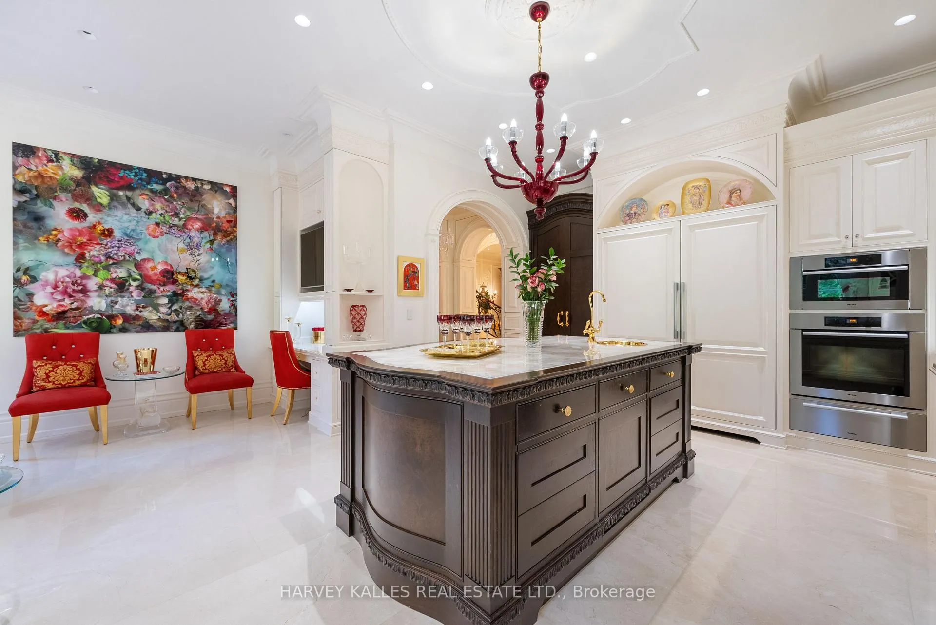 Photo 15 of 215 Strathallan Wood, Toronto, Bedford Park-Nortown — HOMEH