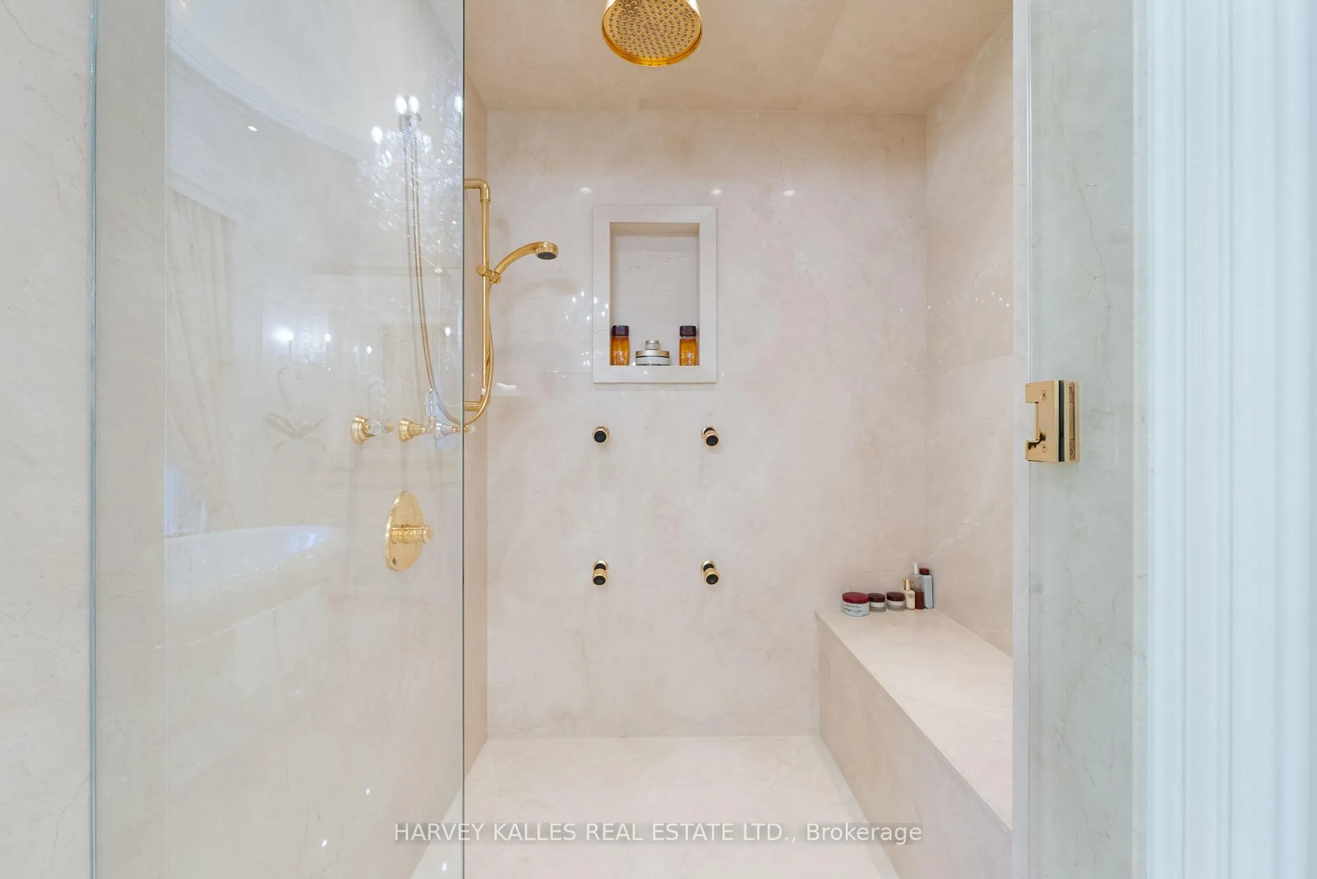 Photo 26 of 215 Strathallan Wood, Toronto, Bedford Park-Nortown — HOMEH