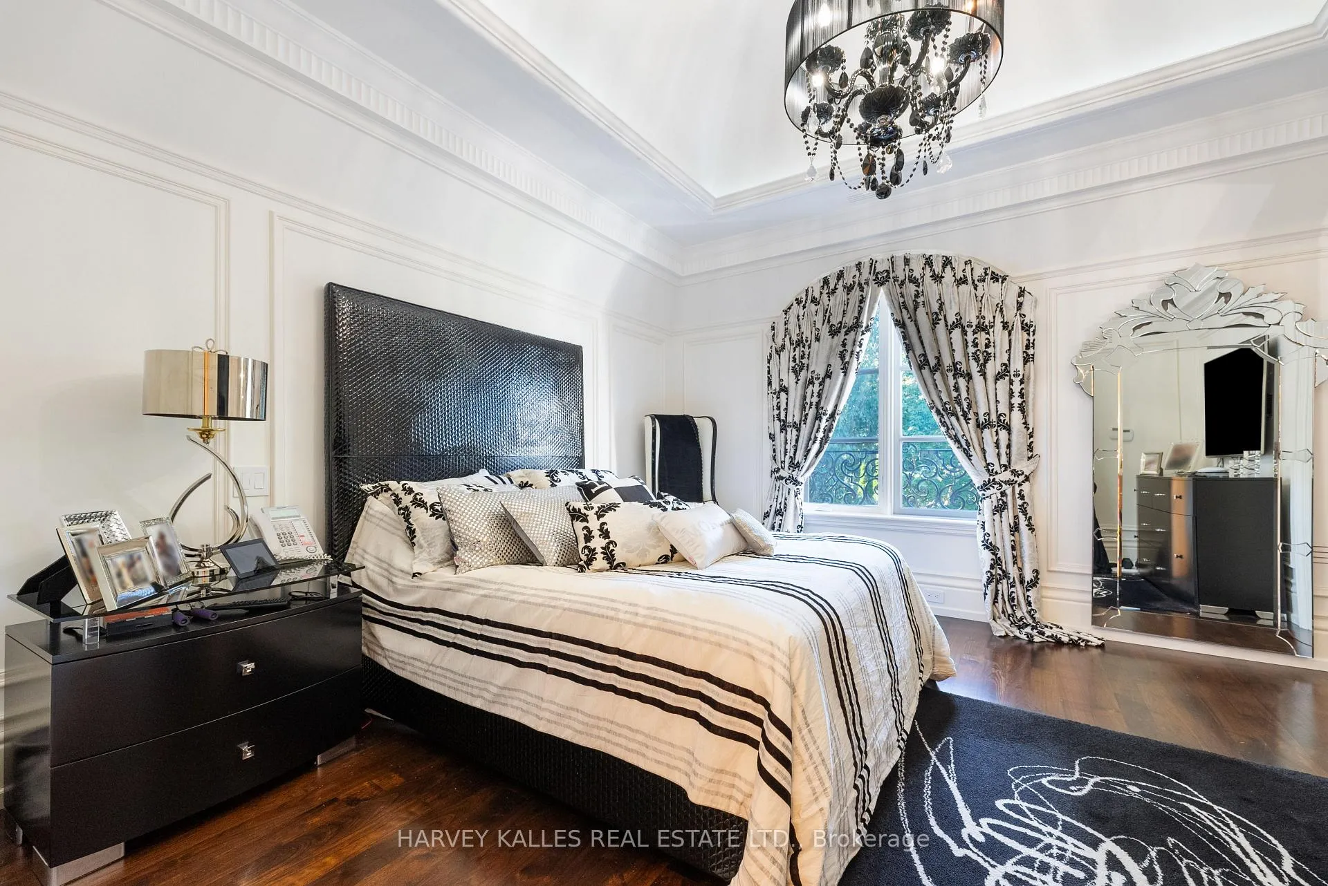 Photo 28 of 215 Strathallan Wood, Toronto, Bedford Park-Nortown — HOMEH