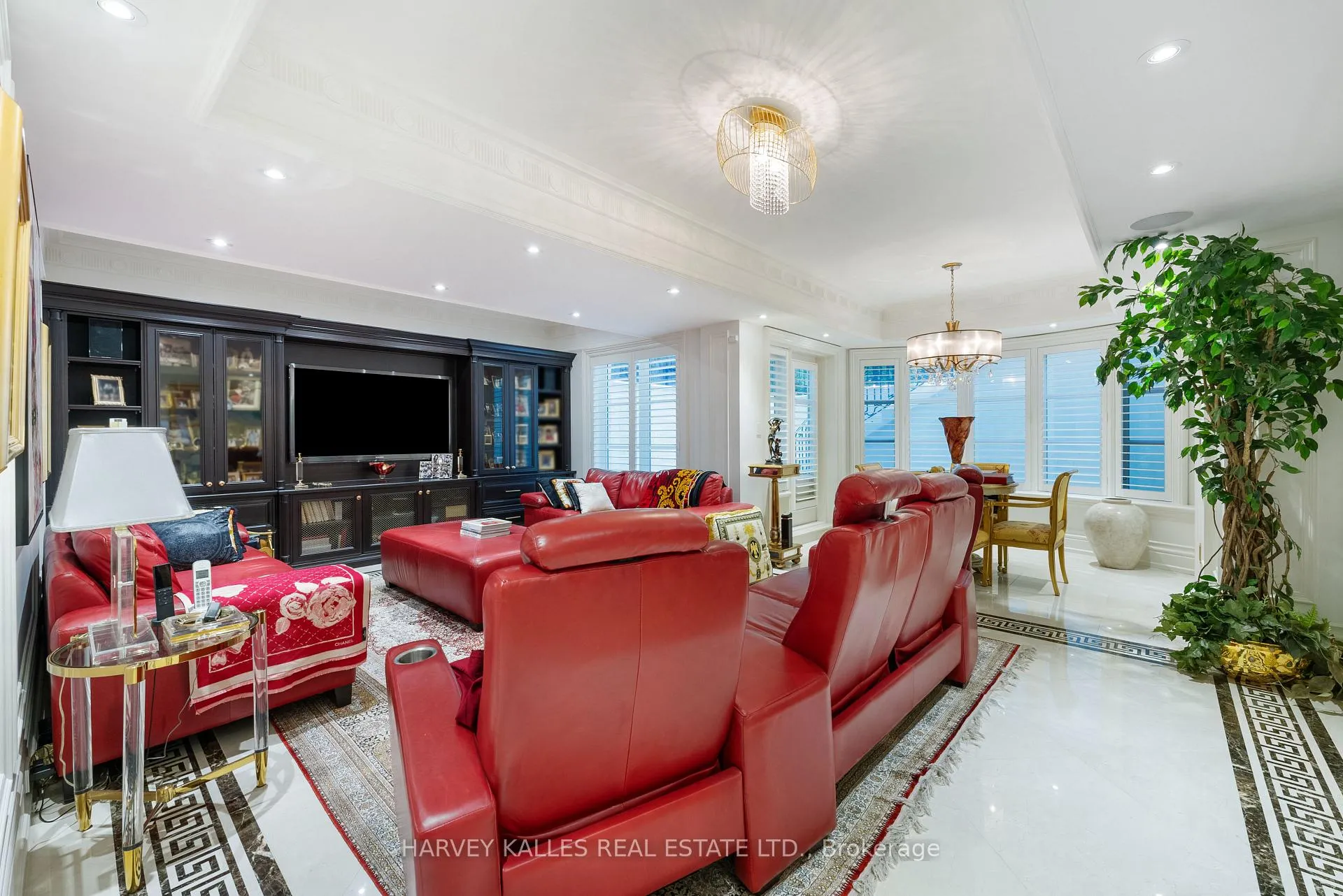 Photo 33 of 215 Strathallan Wood, Toronto, Bedford Park-Nortown — HOMEH