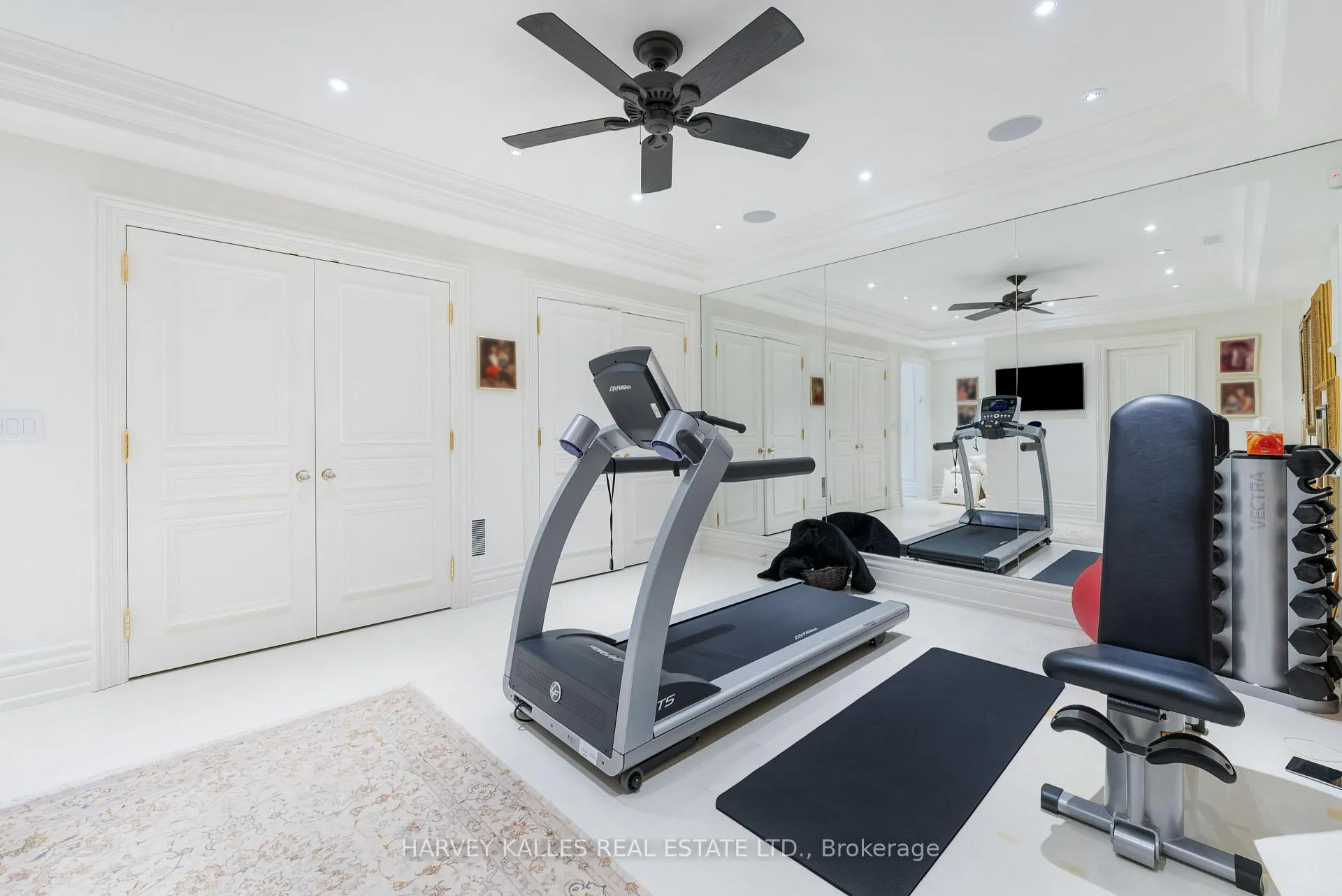Photo 35 of 215 Strathallan Wood, Toronto, Bedford Park-Nortown — HOMEH