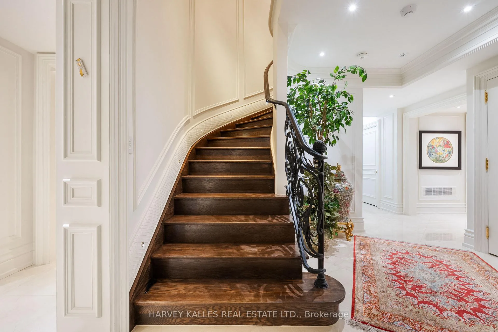 Photo 37 of 215 Strathallan Wood, Toronto, Bedford Park-Nortown — HOMEH