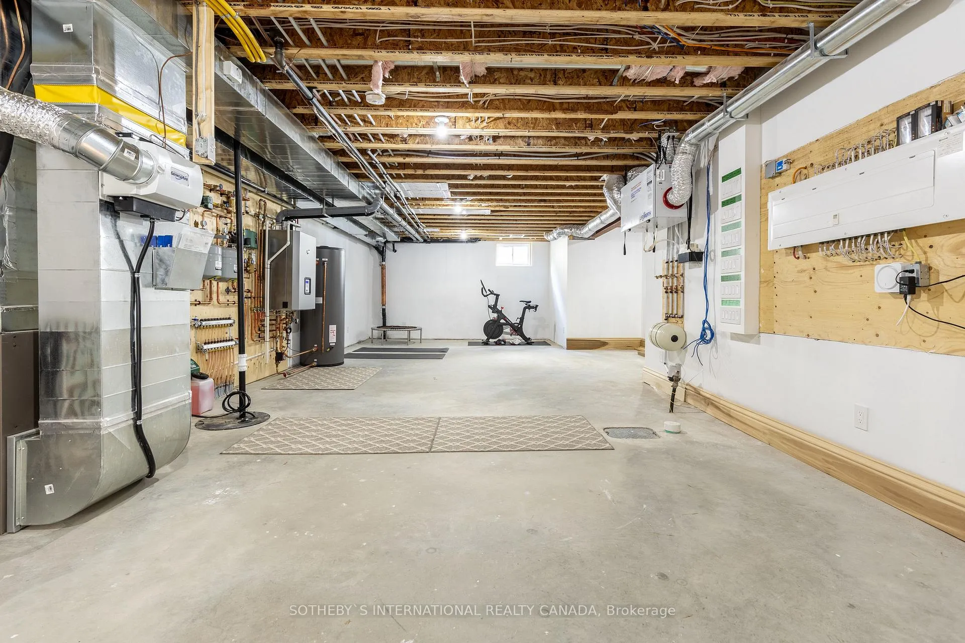 Photo 34 of 6 Morrison Place, Springwater, Snow Valley — HOMEH