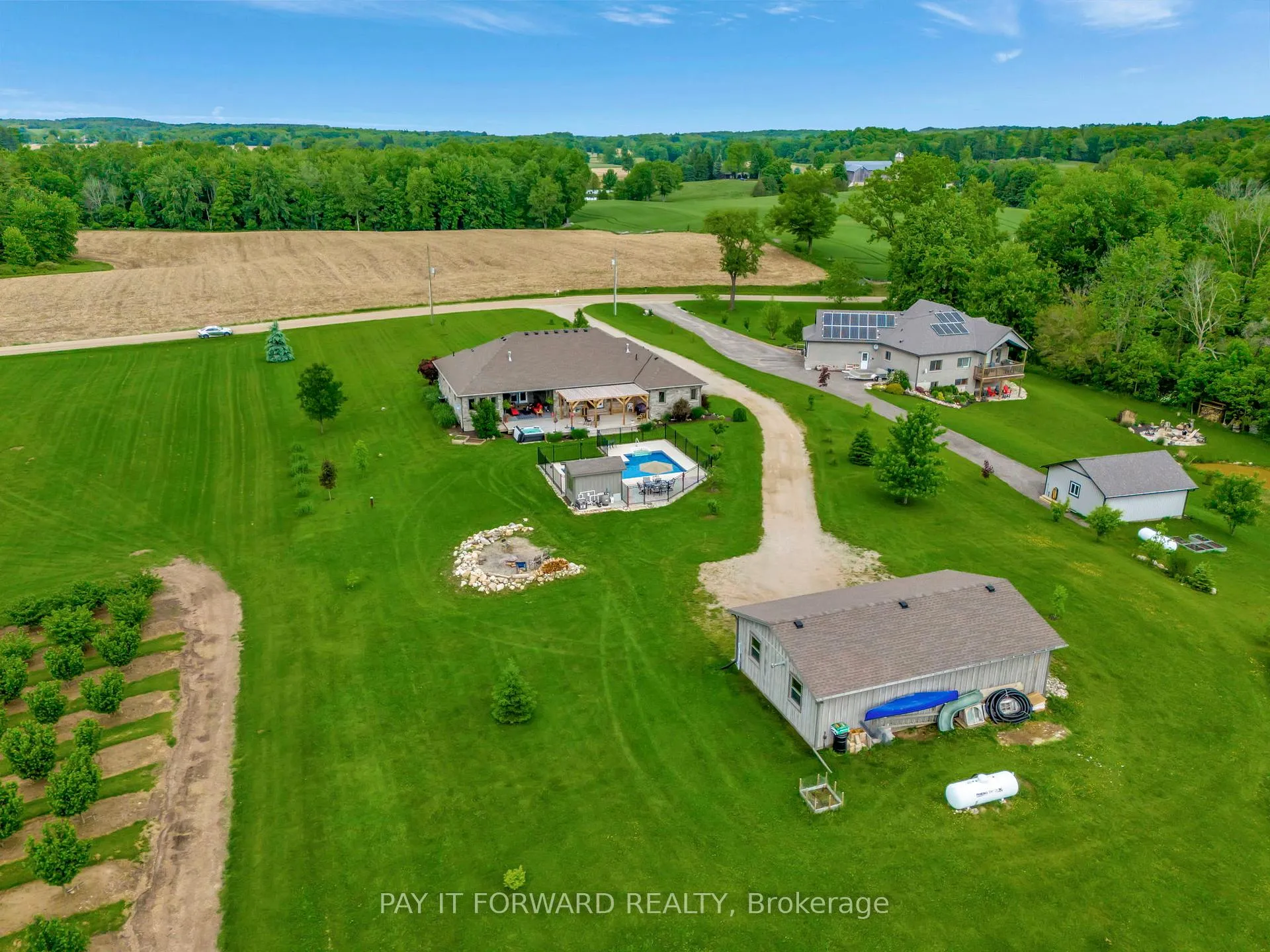Photo 10 of 372 Mclean School Road, Brant, Paris — HOMEH