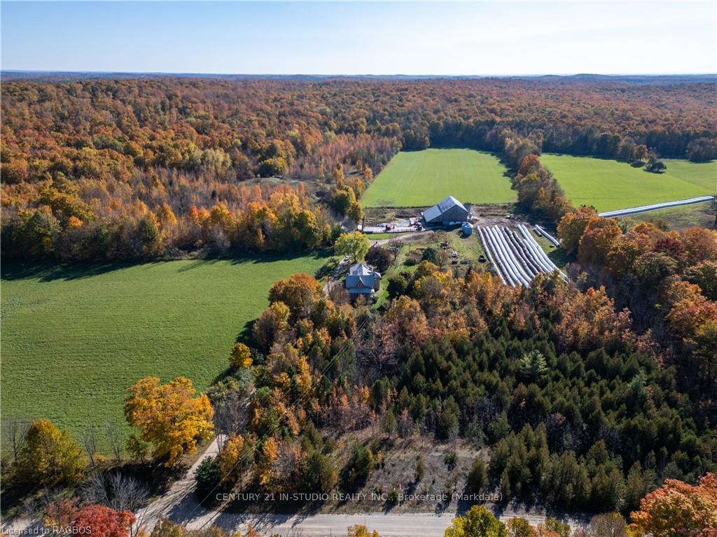 Photo 3 of 602446 Sideroad 8, Chatsworth — HOMEH