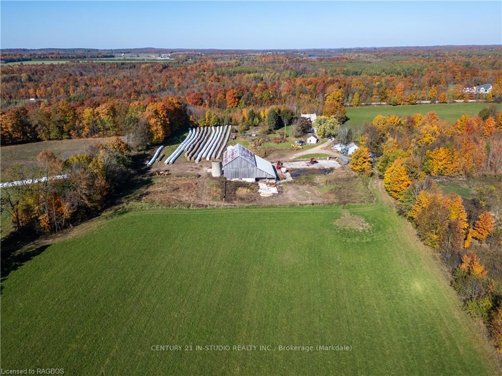 Photo 8 of 602446 Sideroad 8, Chatsworth — HOMEH