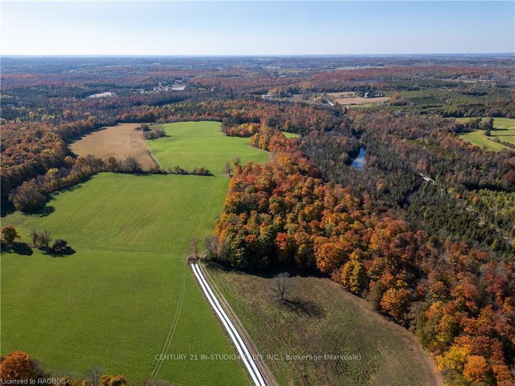 Photo 12 of 602446 Sideroad 8, Chatsworth — HOMEH