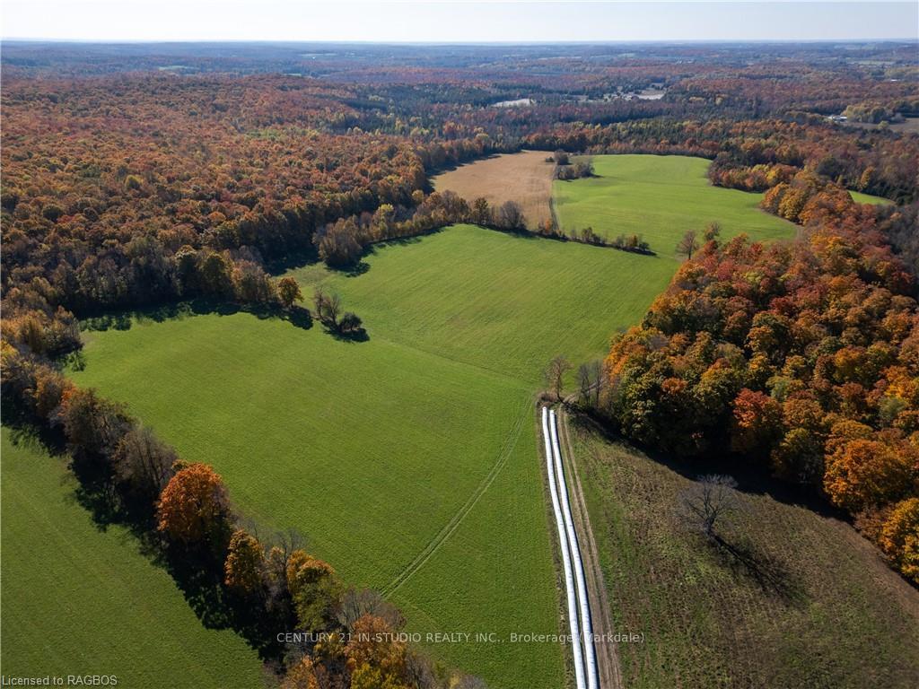 Photo 13 of 602446 Sideroad 8, Chatsworth — HOMEH