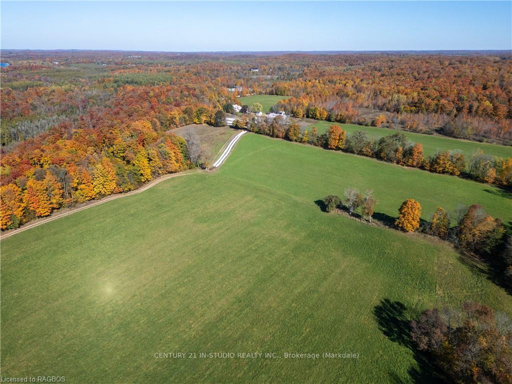 Photo 16 of 602446 Sideroad 8, Chatsworth — HOMEH