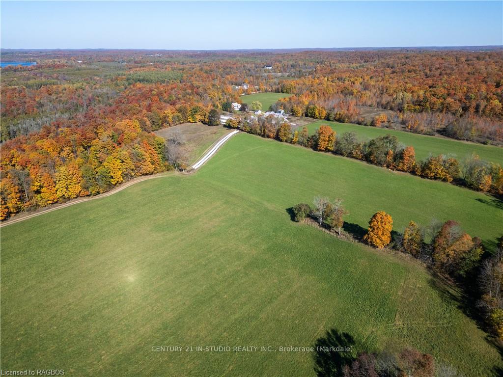 Photo 17 of 602446 Sideroad 8, Chatsworth — HOMEH