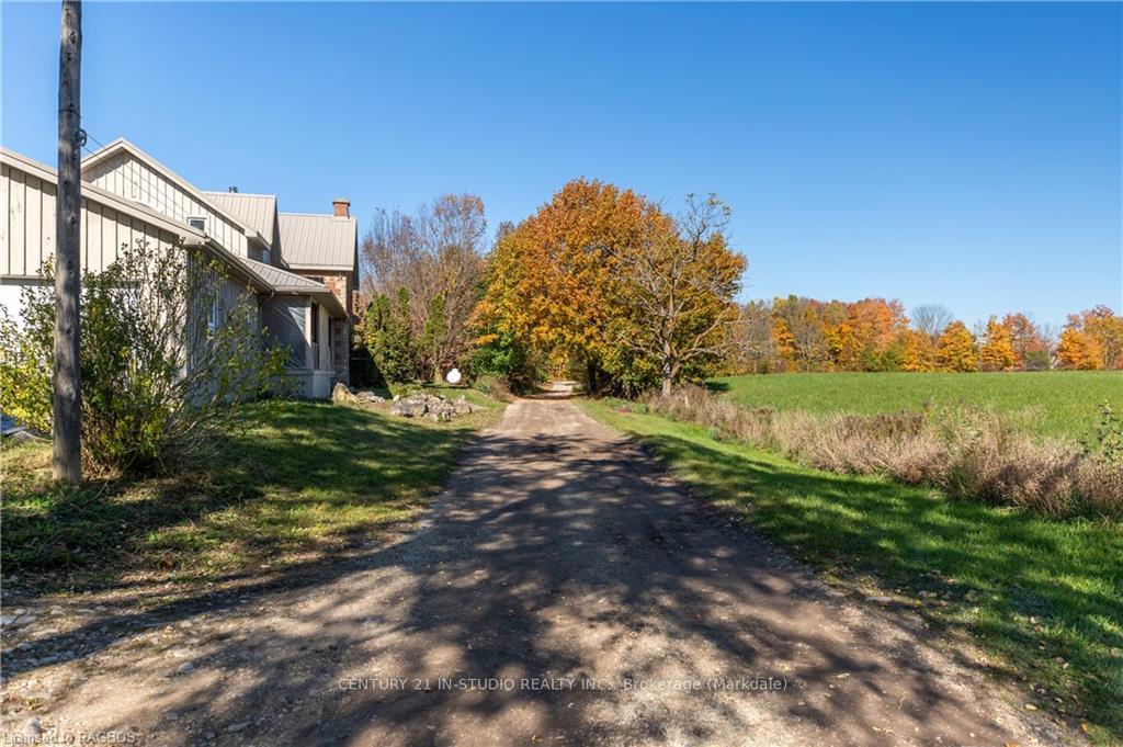 Photo 23 of 602446 Sideroad 8, Chatsworth — HOMEH