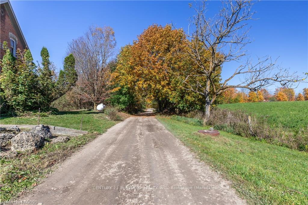 Photo 25 of 602446 Sideroad 8, Chatsworth — HOMEH