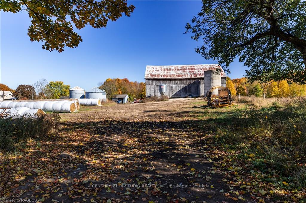 Photo 45 of 602446 Sideroad 8, Chatsworth — HOMEH