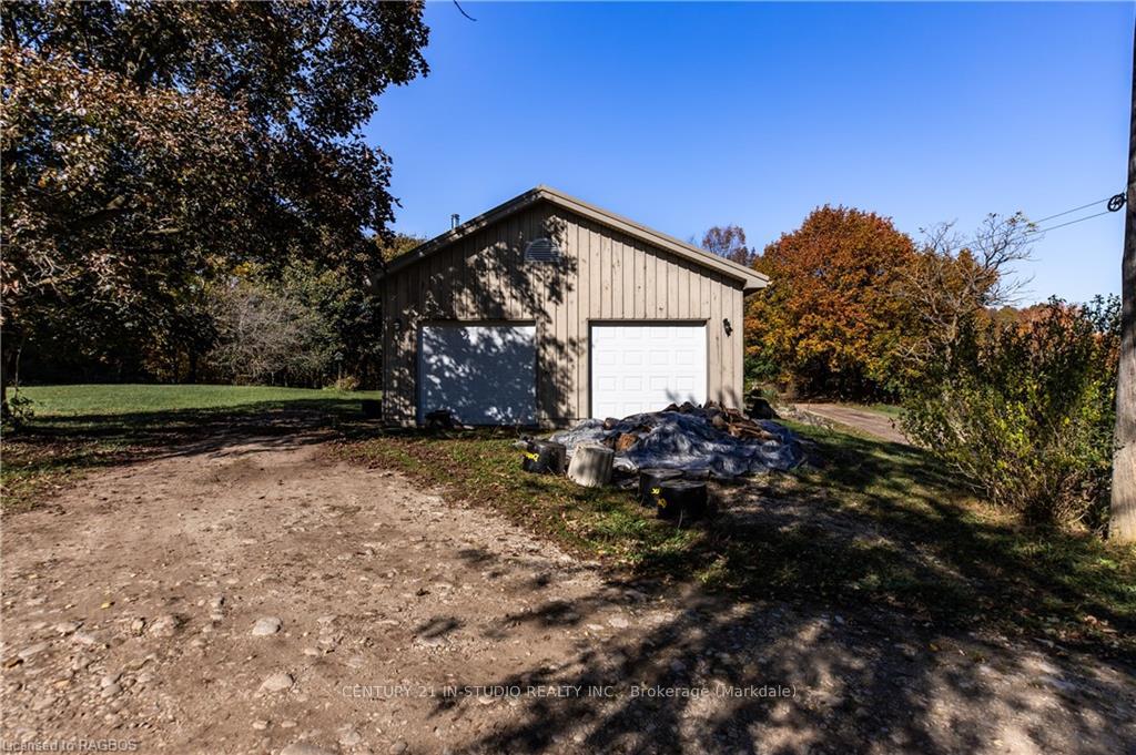 Photo 49 of 602446 Sideroad 8, Chatsworth — HOMEH