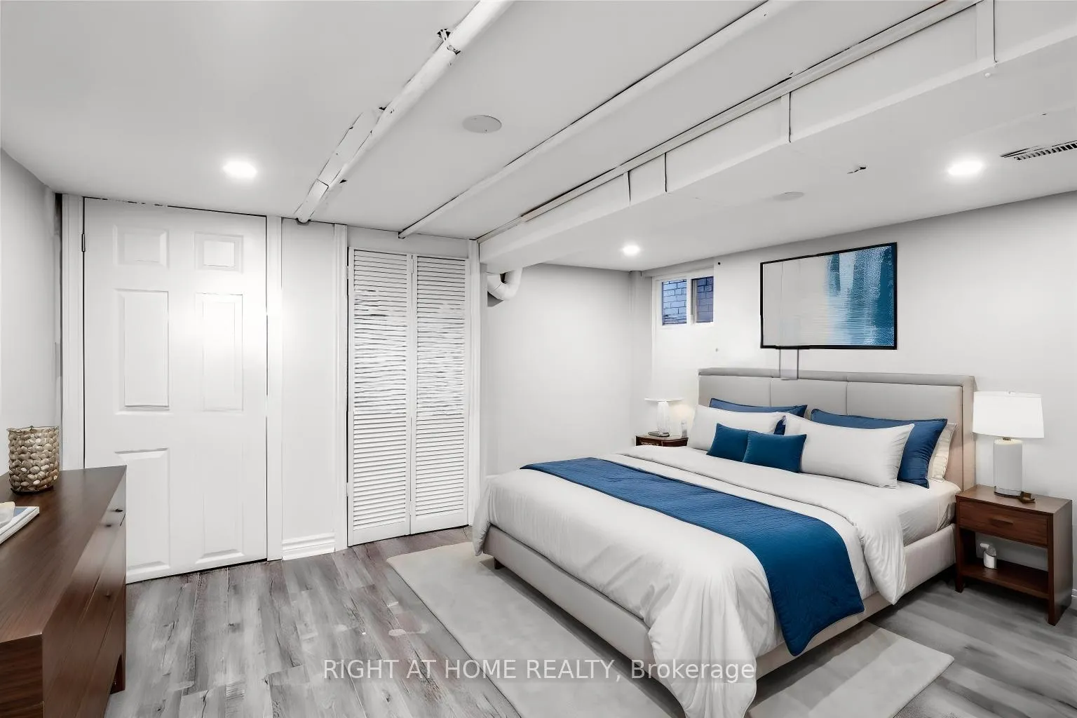 Photo 19 of 2023 Dufferin Street, Toronto, Oakwood Village — HOMEH