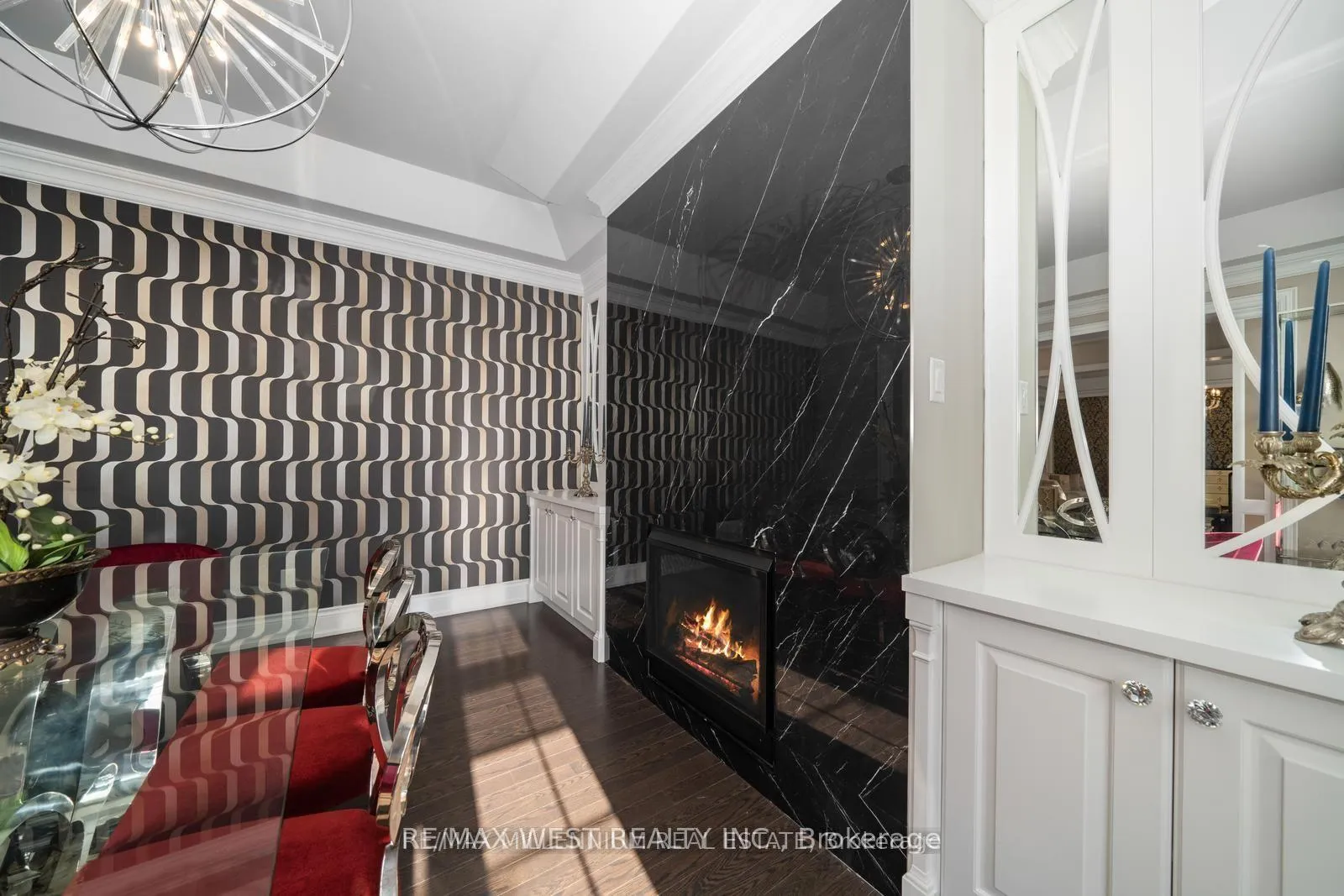 Photo 8 of 7 Castle Mountain Court, King, Nobleton — HOMEH