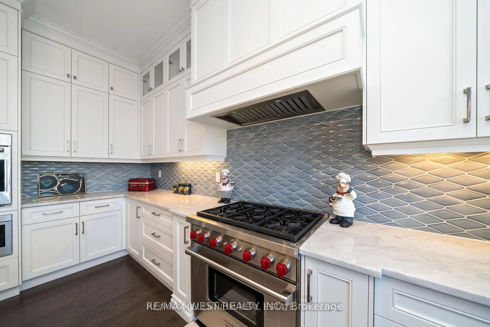Photo 15 of 7 Castle Mountain Court, King, Nobleton — HOMEH