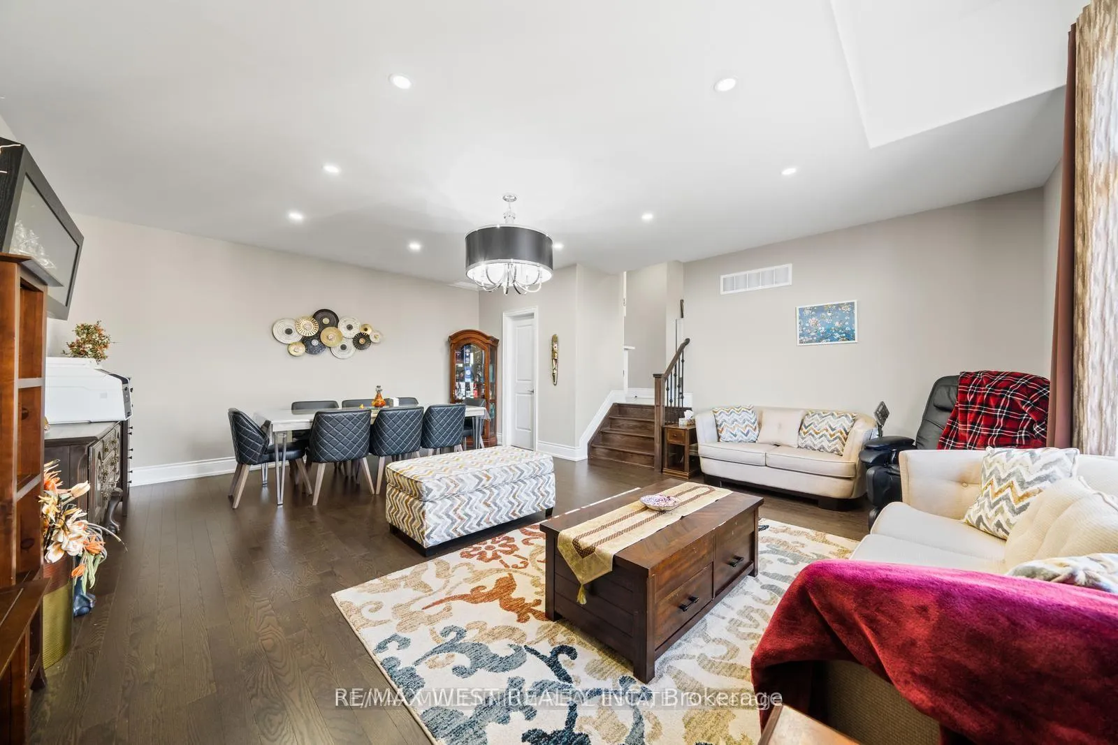 Photo 37 of 7 Castle Mountain Court, King, Nobleton — HOMEH