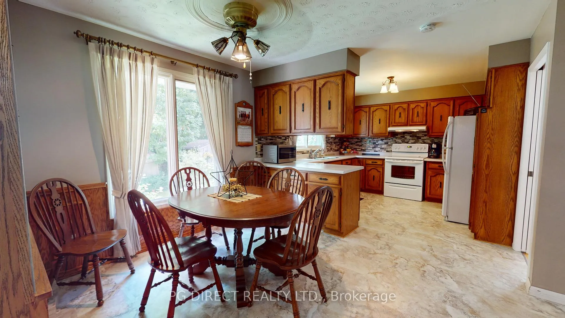 Photo 8 of 65 Trailview Drive, Kitchener — HOMEH