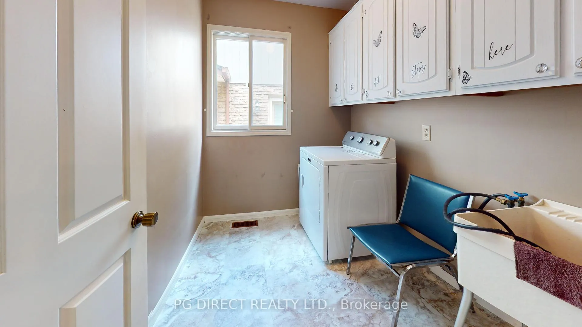 Photo 11 of 65 Trailview Drive, Kitchener — HOMEH