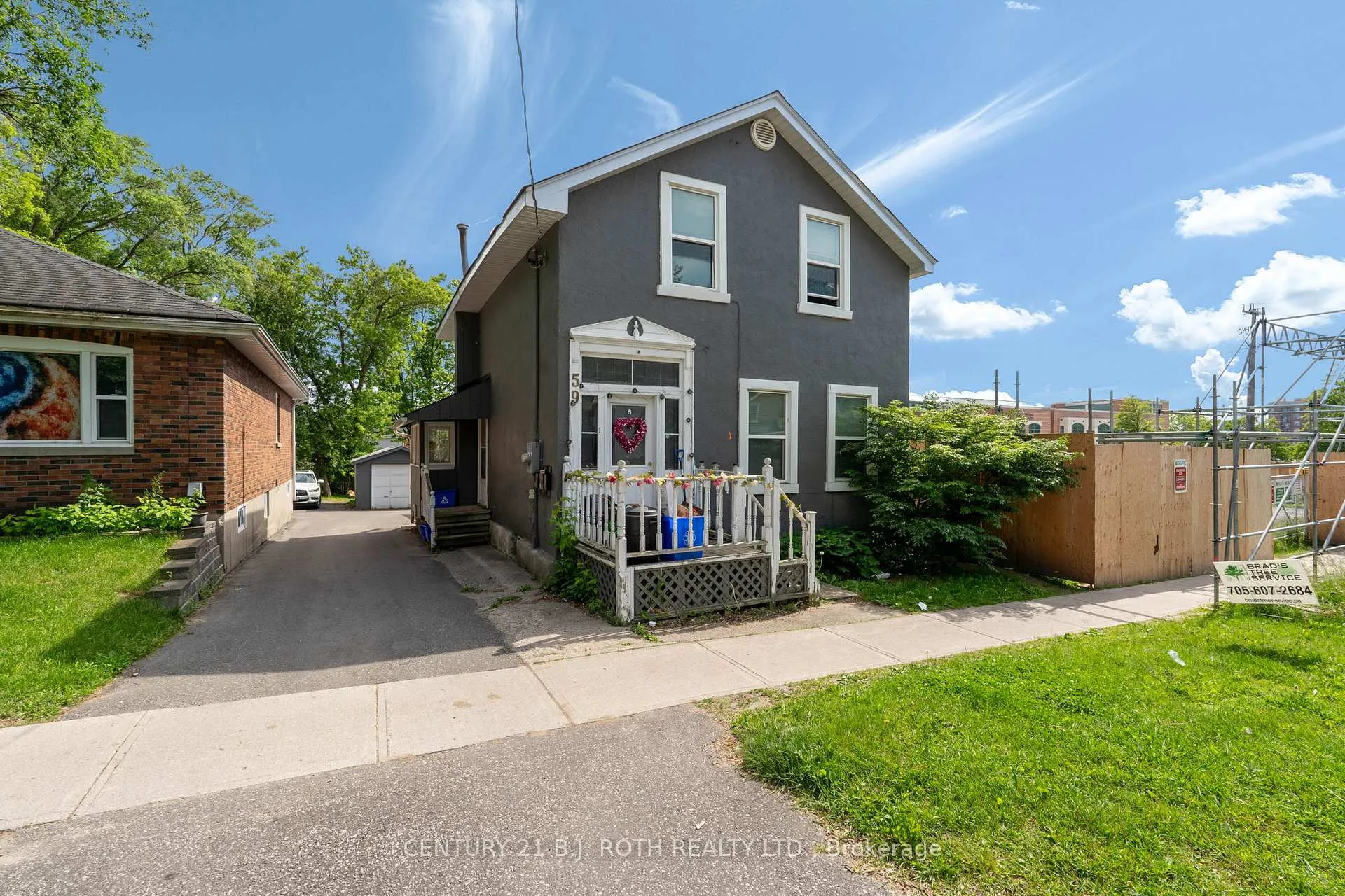 Photo 4 of 59 Mcdonald Street, Barrie, City Centre — HOMEH