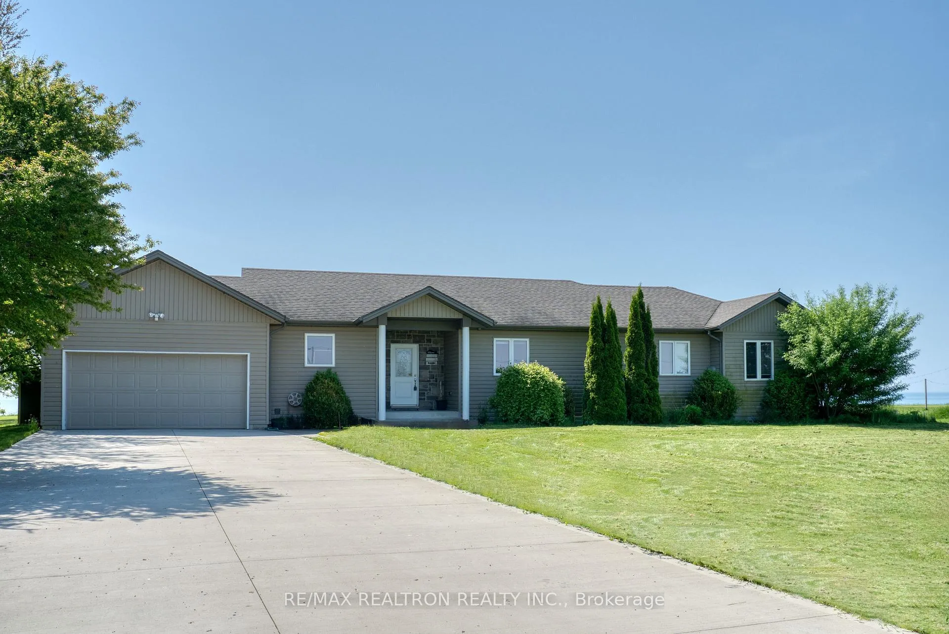 Photo 1 of 6648 Talbot Trail, Chatham-Kent, Chatham — HOMEH