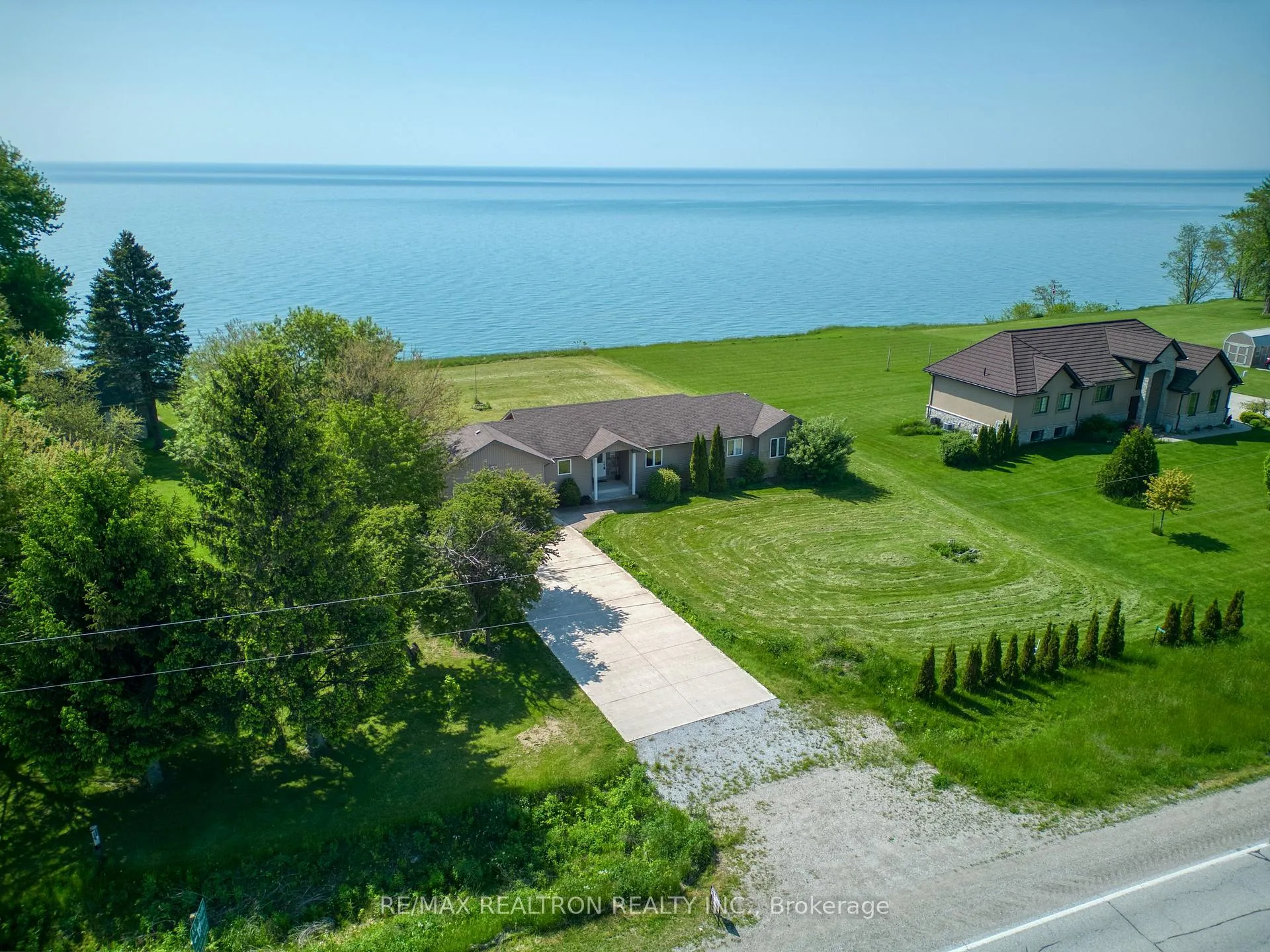 Photo 3 of 6648 Talbot Trail, Chatham-Kent, Chatham — HOMEH
