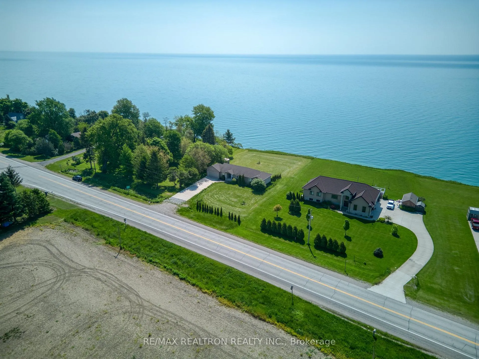 Photo 6 of 6648 Talbot Trail, Chatham-Kent, Chatham — HOMEH