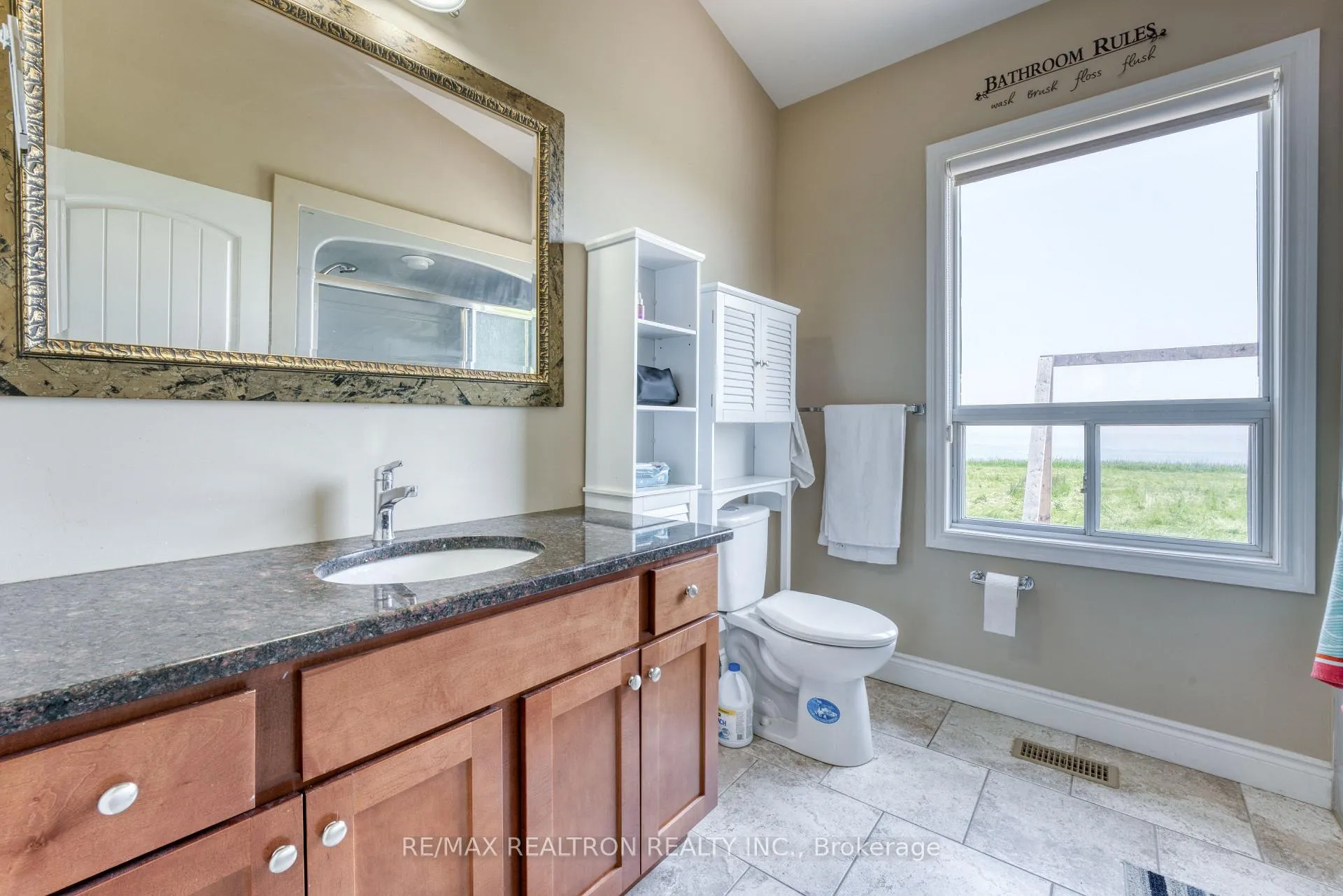 Photo 17 of 6648 Talbot Trail, Chatham-Kent, Chatham — HOMEH