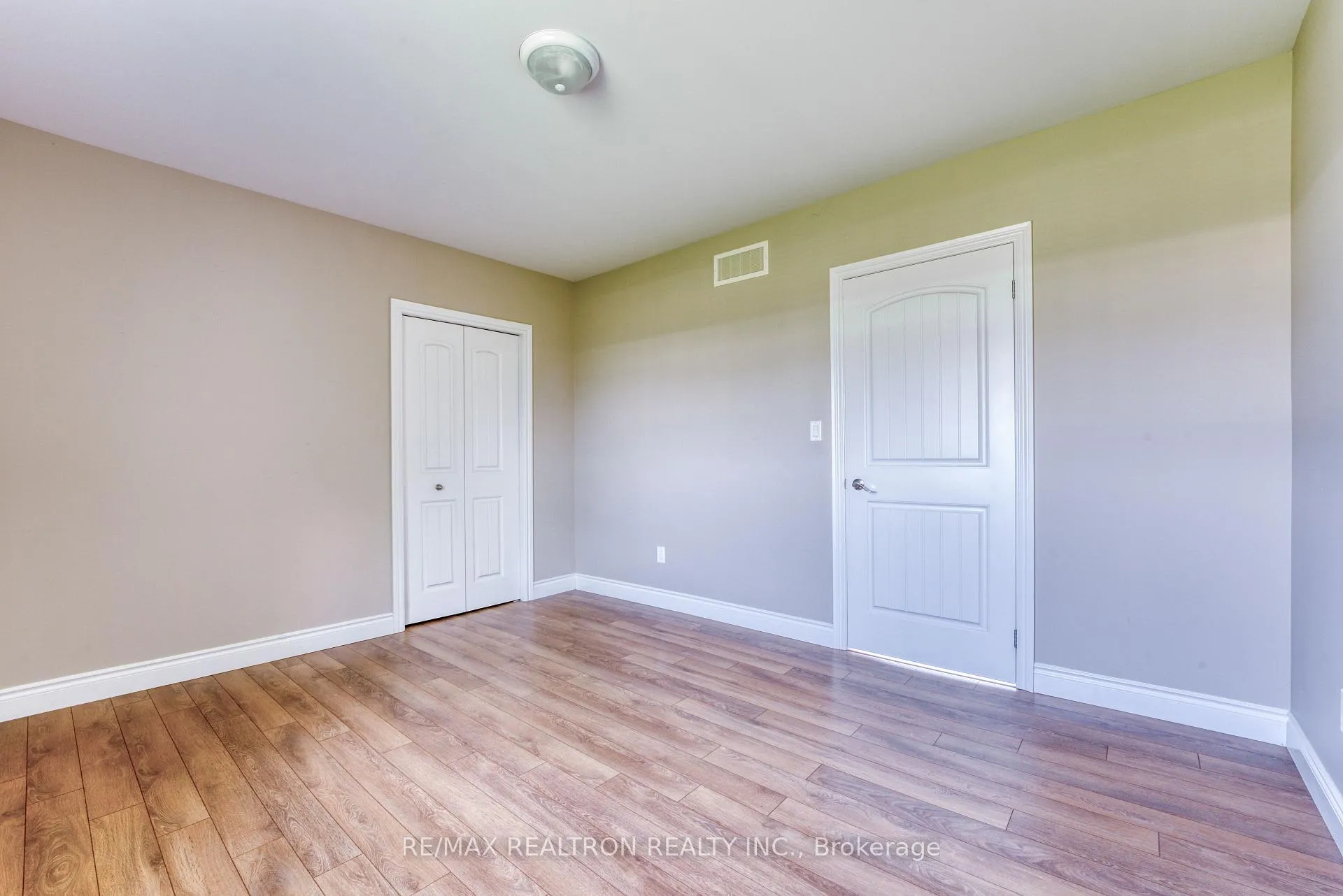 Photo 23 of 6648 Talbot Trail, Chatham-Kent, Chatham — HOMEH