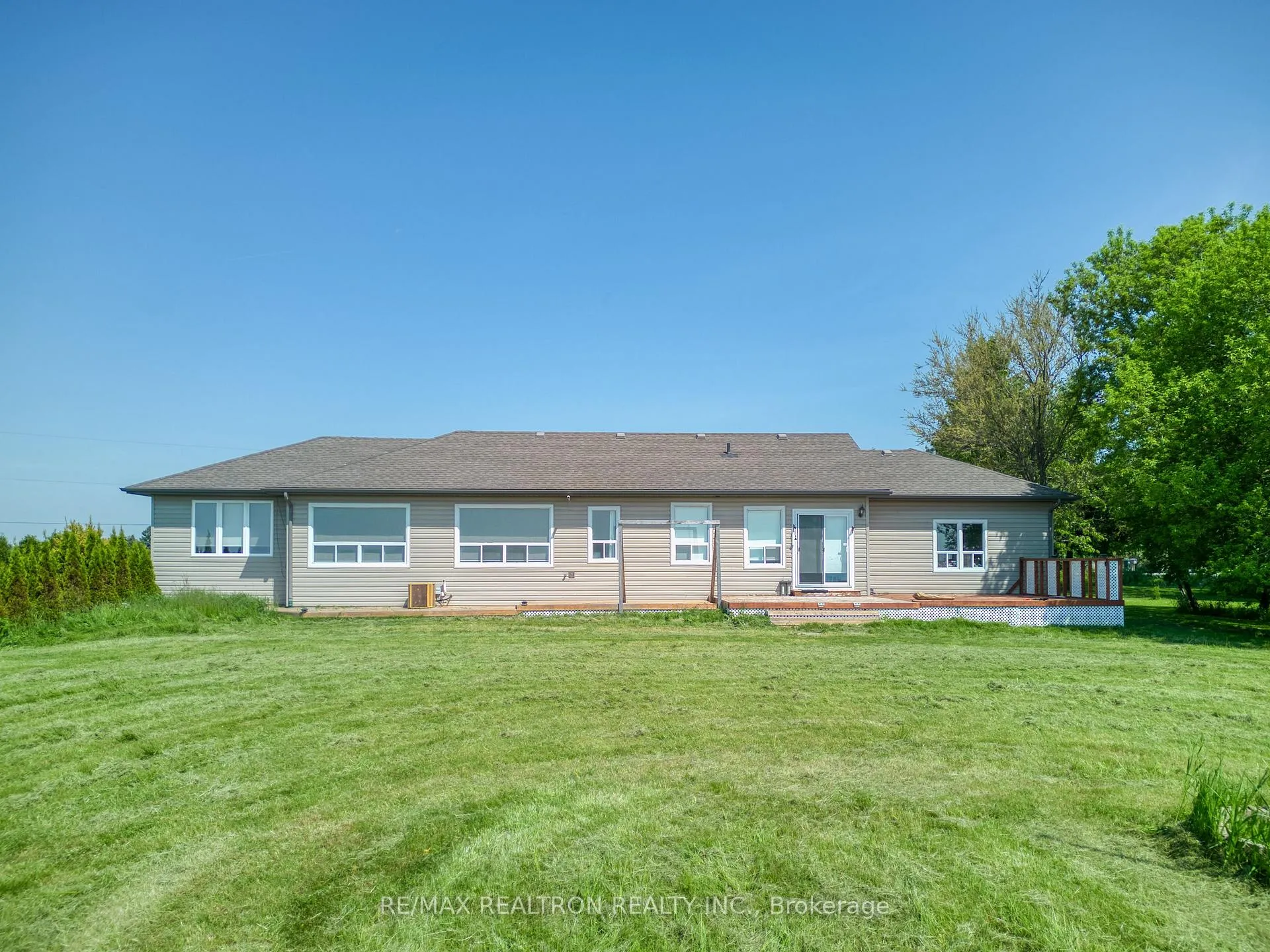 Photo 33 of 6648 Talbot Trail, Chatham-Kent, Chatham — HOMEH
