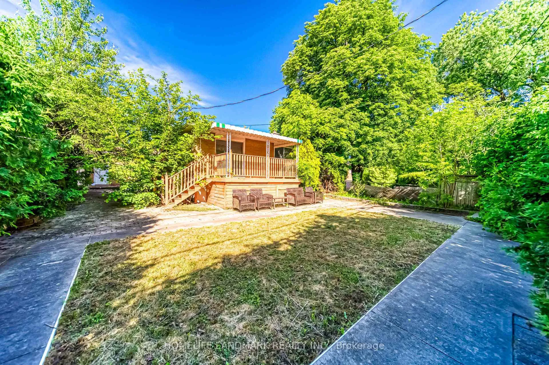 Photo 20 of 113 Fred Varley Drive W, Markham, Unionville — HOMEH