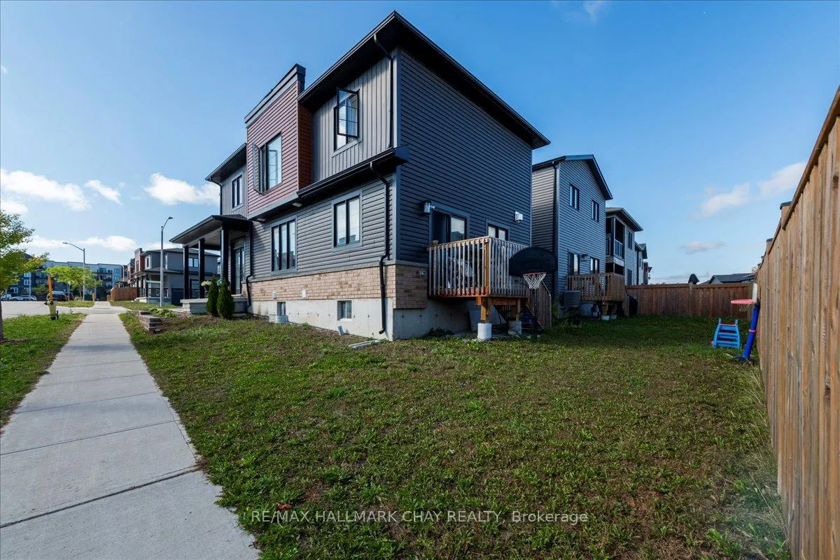 Photo 21 of 1 Alaskan Heights, Barrie, Holly — HOMEH