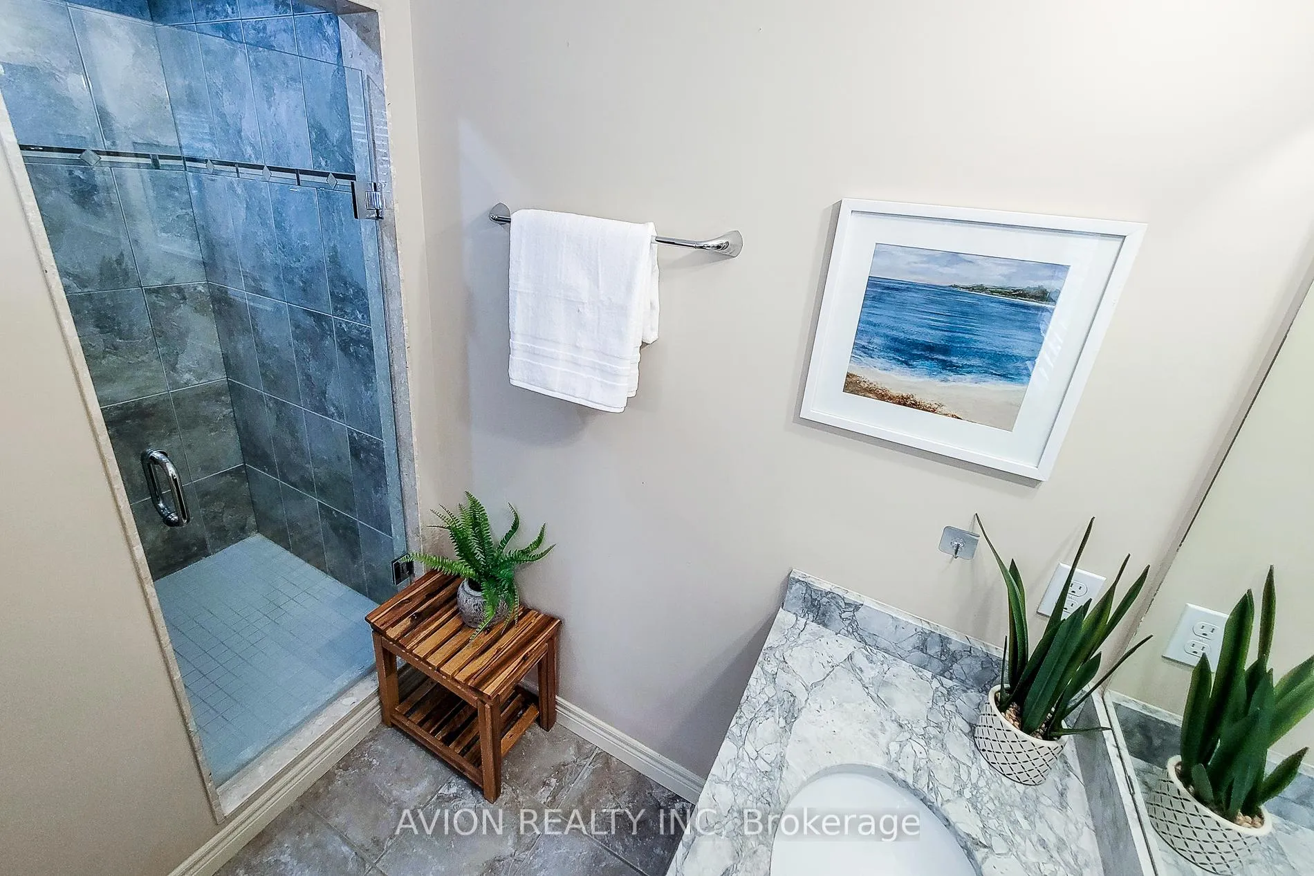 Photo 36 of 158 Chambers Drive, Hamilton, Ancaster — HOMEH
