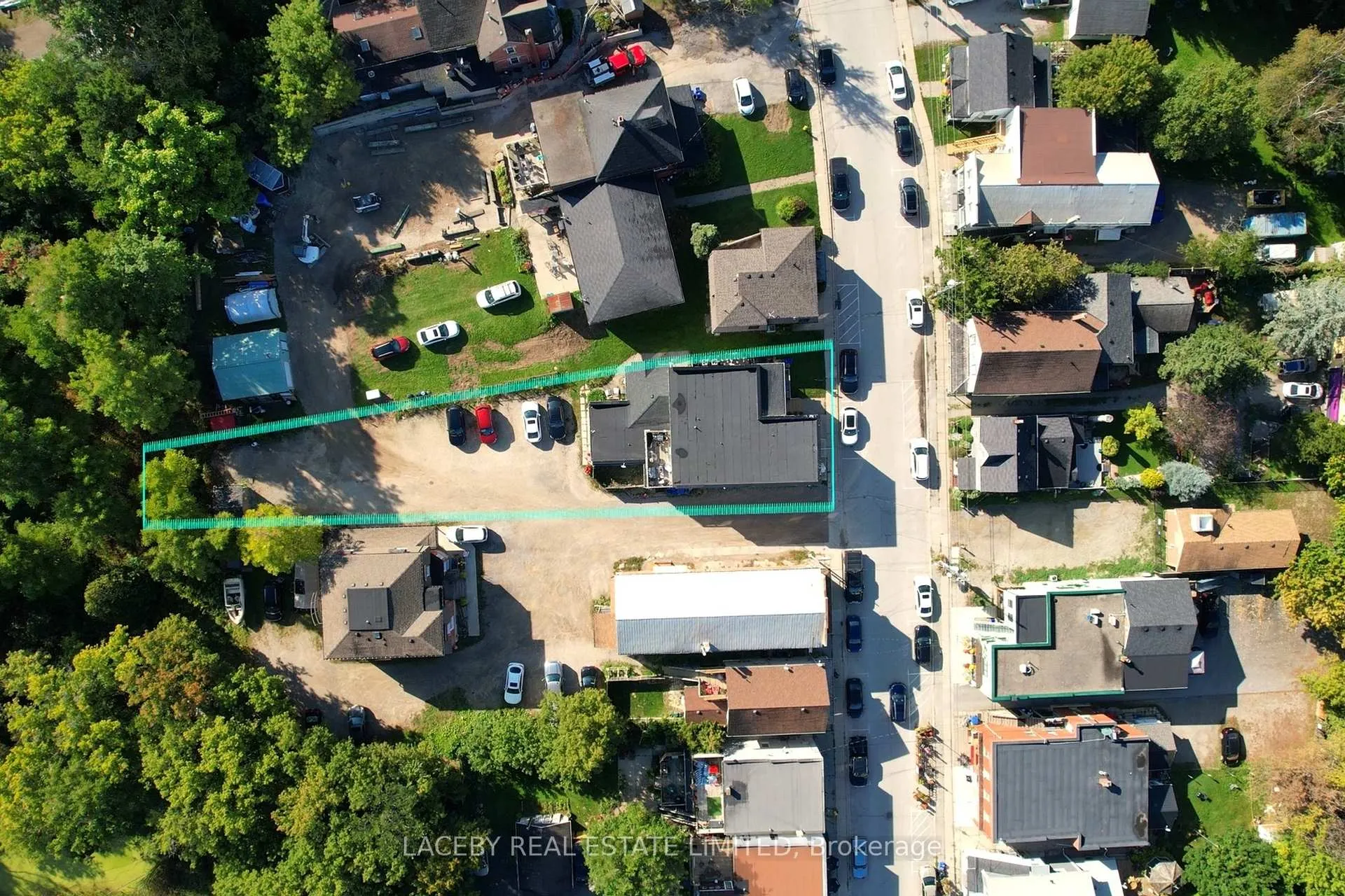 Photo 9 of 250 Main Street, King, Schomberg — HOMEH