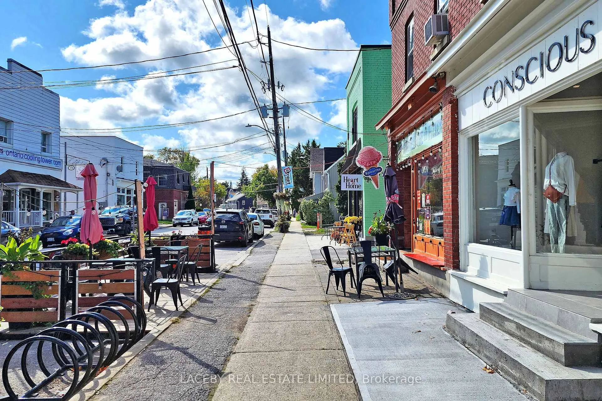Photo 15 of 250 Main Street, King, Schomberg — HOMEH
