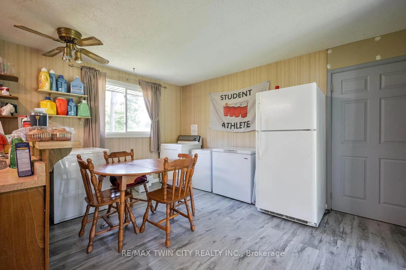 Photo 11 of 108 Keats Way Place, Waterloo — HOMEH