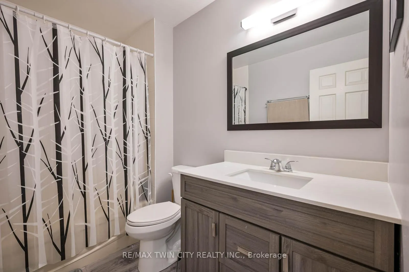Photo 21 of 108 Keats Way Place, Waterloo — HOMEH