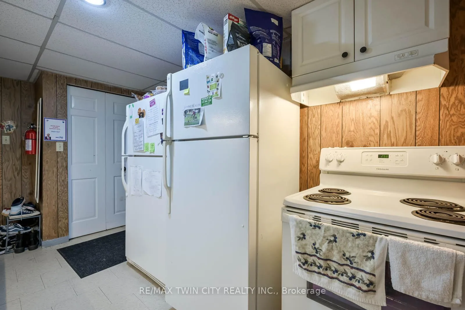 Photo 24 of 108 Keats Way Place, Waterloo — HOMEH