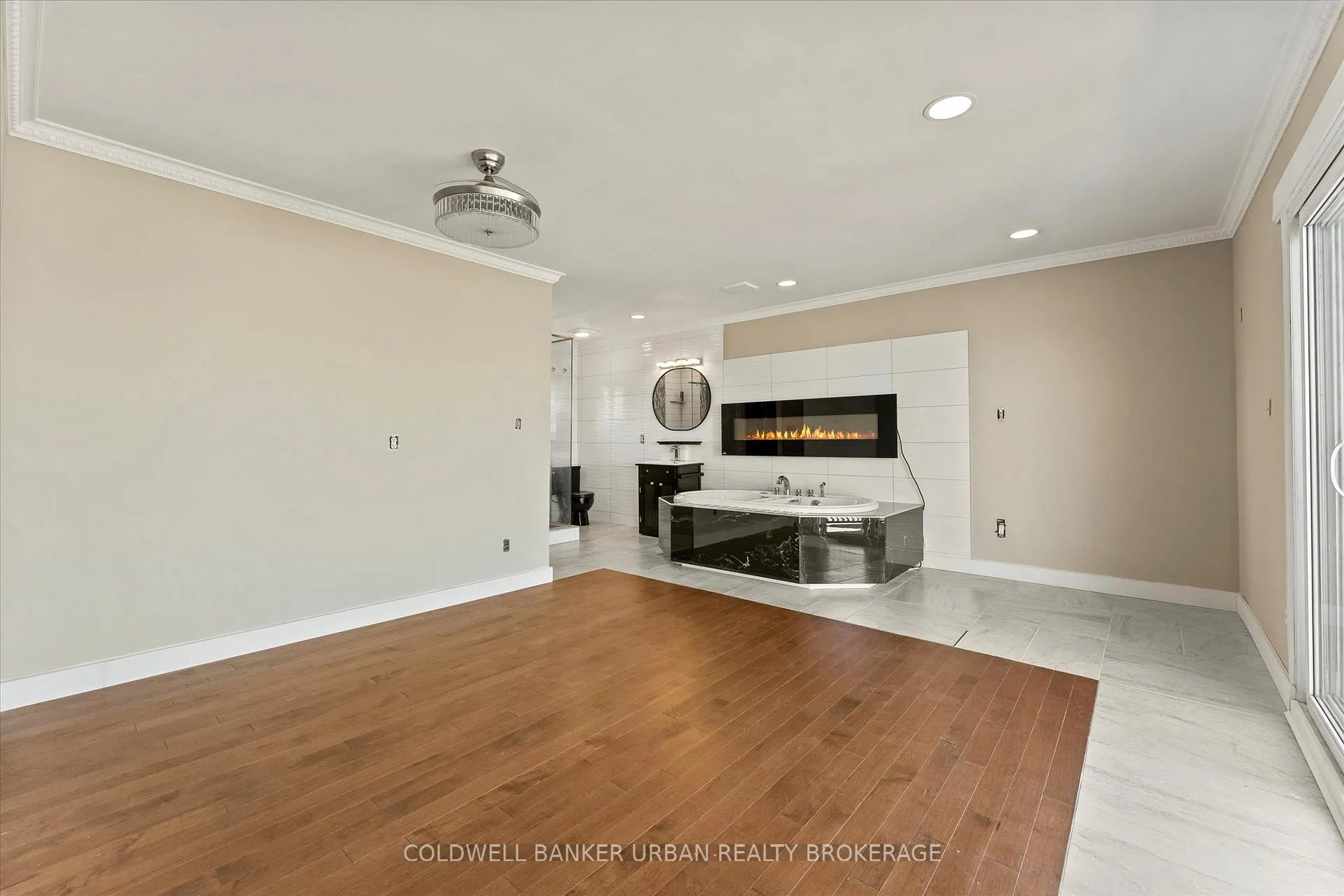 Photo 21 of 1342 Shoreline Avenue, Tecumseh — HOMEH