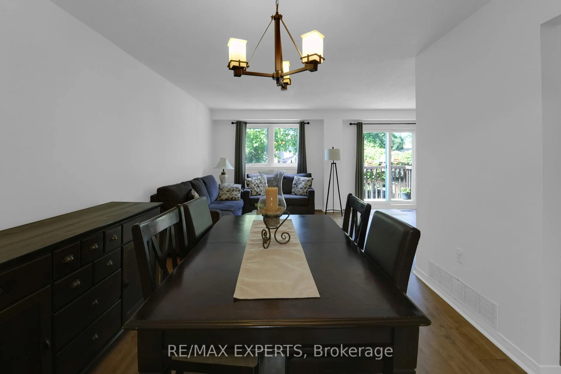 Photo 6 of 14 Snider Drive, Markham, Old Markham Village — HOMEH