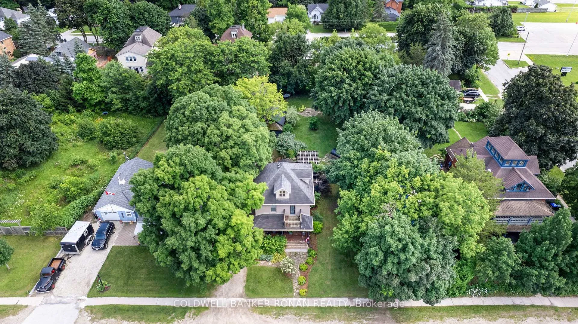 Photo 1 of 7597 County Rd 9, Clearview, Creemore — HOMEH