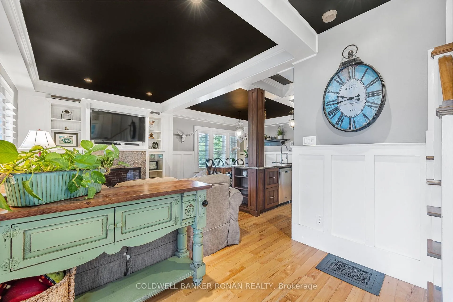 Photo 4 of 7597 County Rd 9, Clearview, Creemore — HOMEH