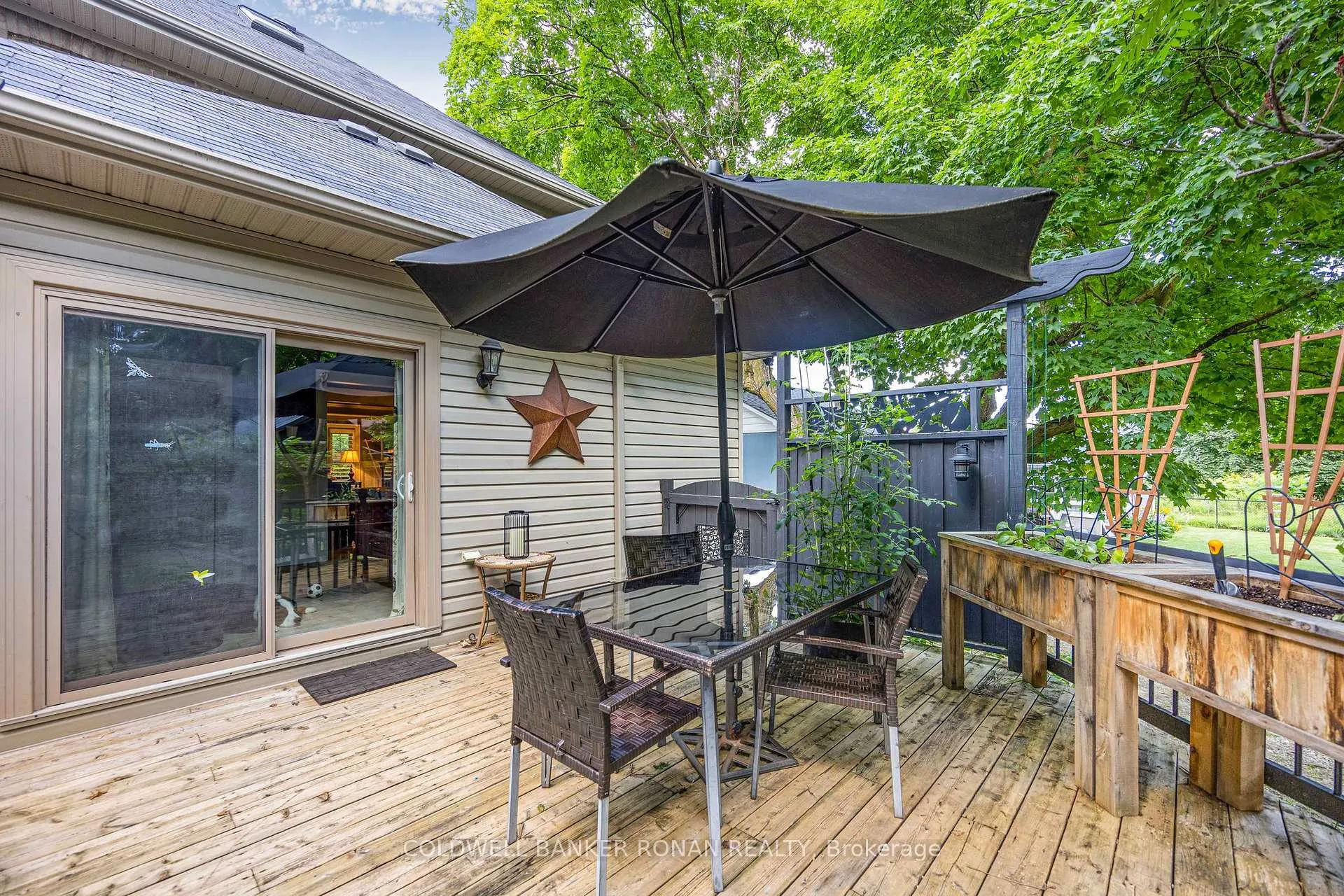 Photo 27 of 7597 County Rd 9, Clearview, Creemore — HOMEH