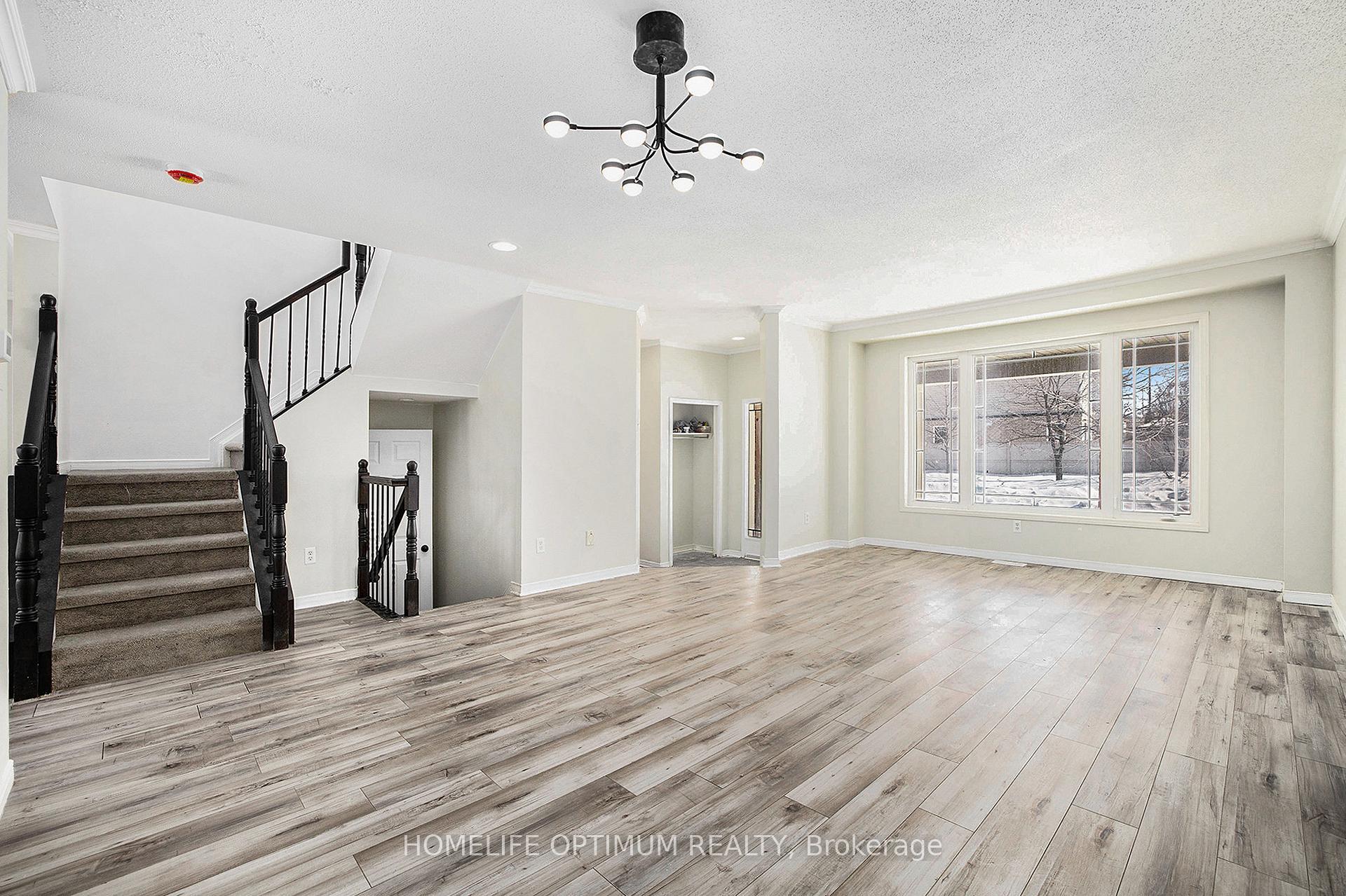 Photo 3 of 863 Taradale Drive, Ottawa, Barrhaven - Strandherd — HOMEH
