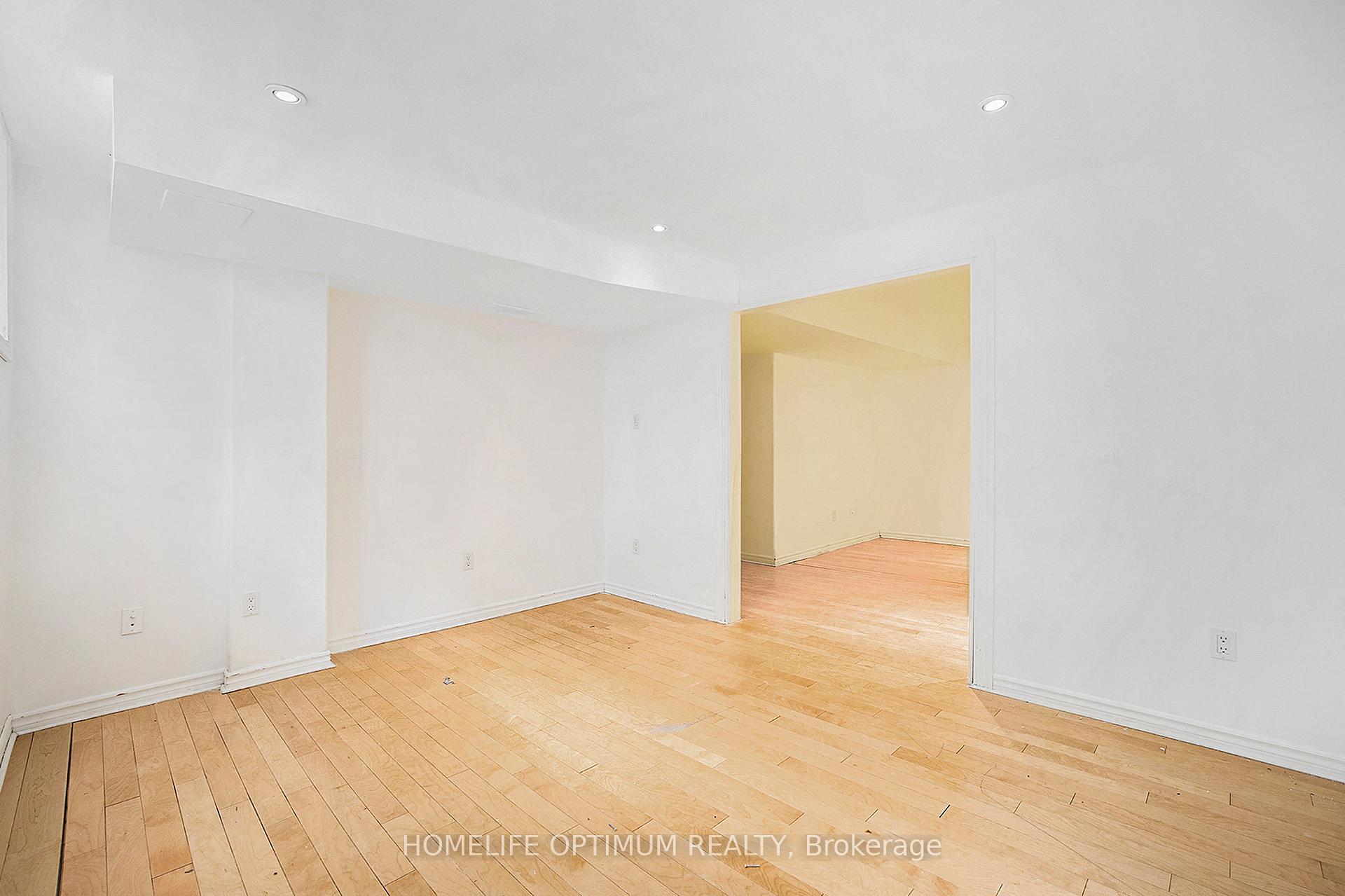 Photo 24 of 863 Taradale Drive, Ottawa, Barrhaven - Strandherd — HOMEH