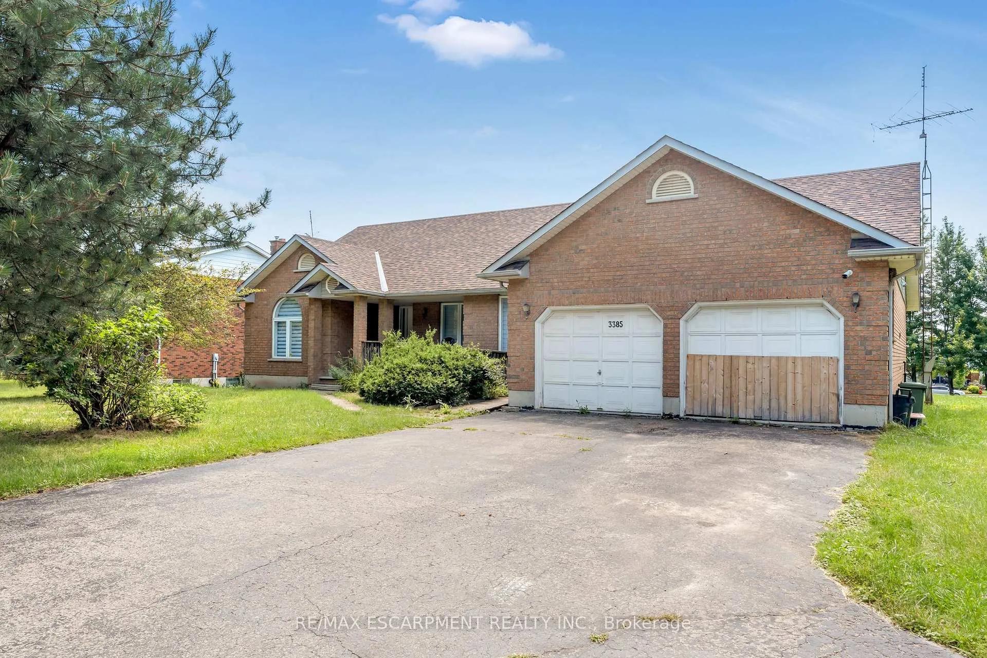 Photo 2 of 3385 Binbrook Road, Hamilton, Binbrook — HOMEH