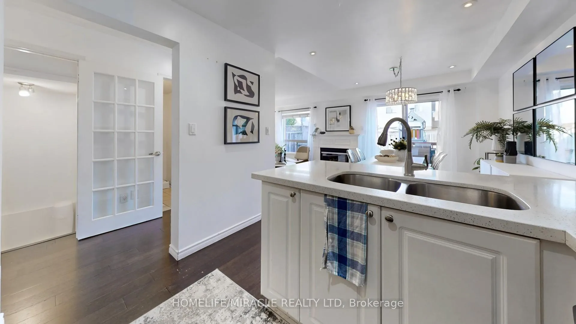 Photo 14 of 1711 Woodgate Trail, Oshawa, Samac — HOMEH