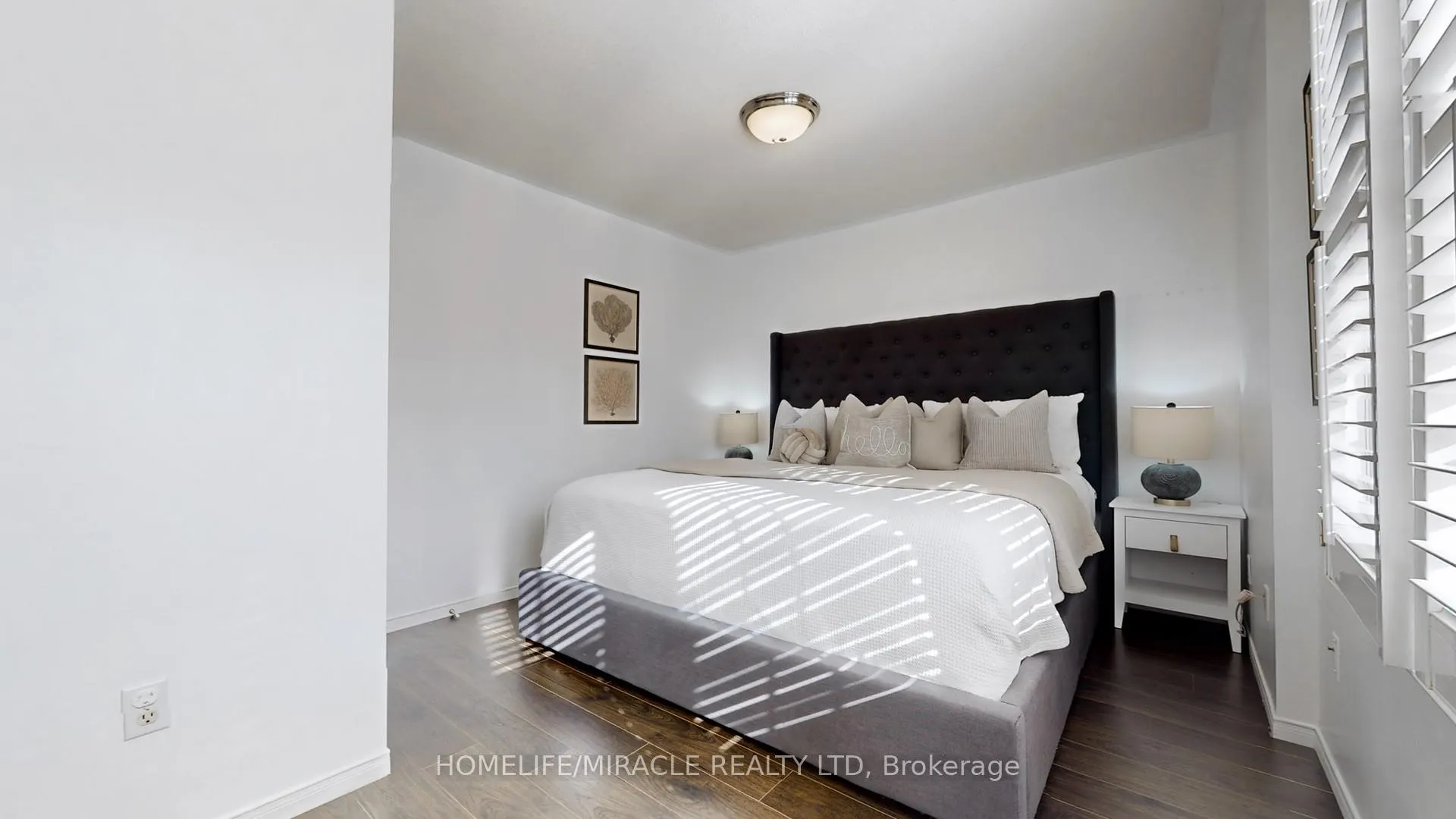 Photo 19 of 1711 Woodgate Trail, Oshawa, Samac — HOMEH